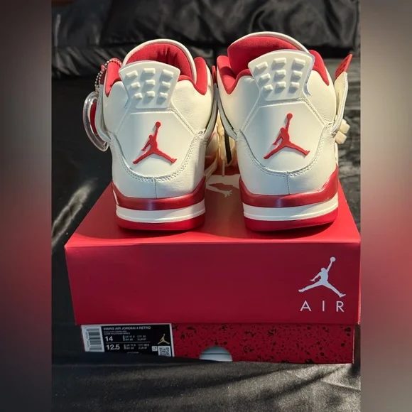 Women's Size 14/Men's Size 12.5 - Air Jordan 4 Retro "Pale Ivory and Tough Red" - Picture 9 of 16
